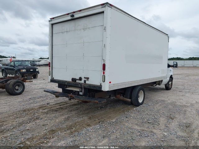 Продажа на аукционе авто 2015 Ford E-350 Cutaway, vin: 1FDWE3FL2FDA04692, номер лота: 46237584