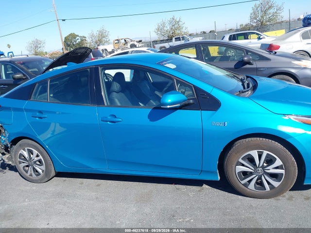 Продажа на аукционе авто 2018 Toyota Prius Prime Premium, vin: JTDKARFP2J3080576, номер лота: 46237618