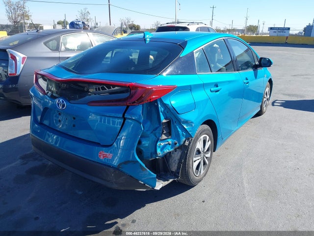Продажа на аукционе авто 2018 Toyota Prius Prime Premium, vin: JTDKARFP2J3080576, номер лота: 46237618