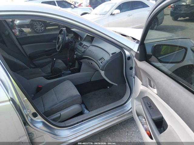 46237779 :رقم المزاد ، JHMCP26399C017007 vin ، 2009 Honda Accord 2.4 Lx مزاد بيع
