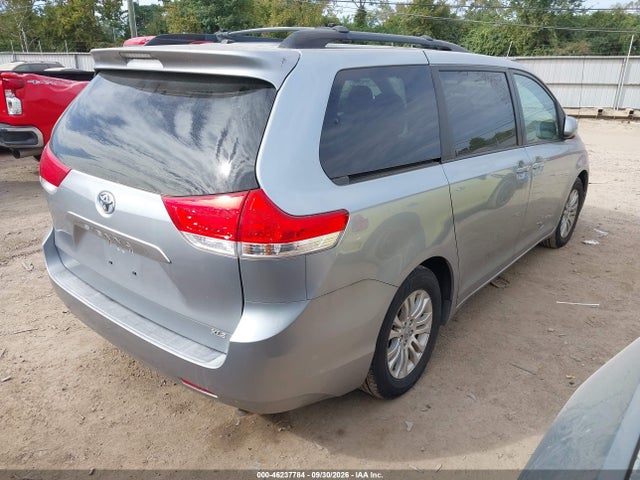 2011 Toyota Sienna Xle V6 მანქანა იყიდება აუქციონზე, vin: 5TDYK3DC6BS083937, აუქციონის ნომერი: 46237784
