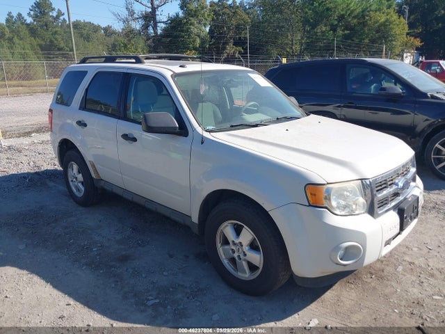 2009 Ford Escape Xlt მანქანა იყიდება აუქციონზე, vin: 1FMCU03G59KA43935, აუქციონის ნომერი: 46237804