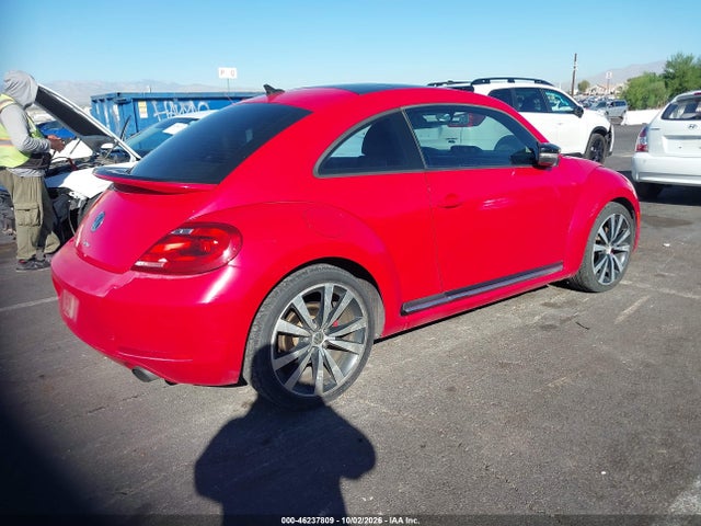 2013 Volkswagen Beetle 2.0t Turbo მანქანა იყიდება აუქციონზე, vin: 3VWVA7AT3DM607384, აუქციონის ნომერი: 46237809