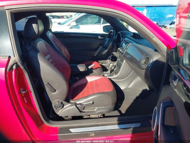 2013 Volkswagen Beetle 2.0t Turbo მანქანა იყიდება აუქციონზე, vin: 3VWVA7AT3DM607384, აუქციონის ნომერი: 46237809