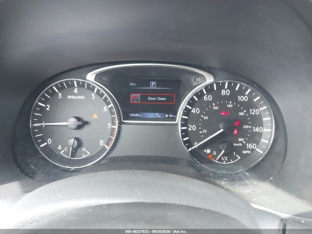 2017 Nissan Pathfinder Sl მანქანა იყიდება აუქციონზე, vin: 5N1DR2MN5HC677642, აუქციონის ნომერი: 46237822