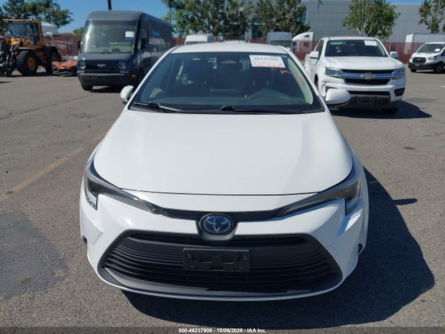 Toyota Corolla Hybrid Le 2024 JTDBCMFE4R3048199 Image 12