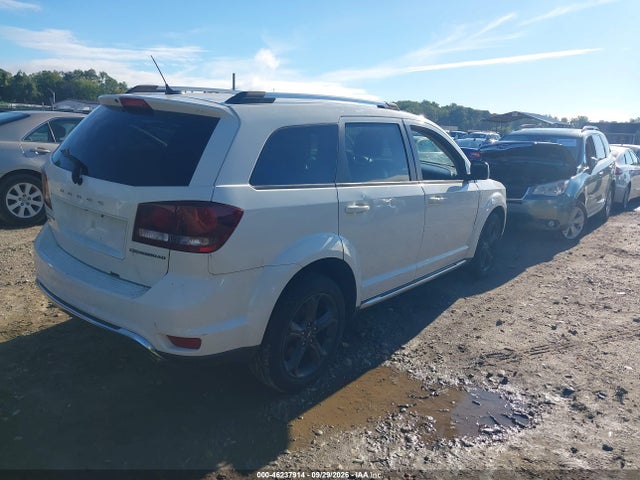 46237914 :رقم المزاد ، 3C4PDDGG5JT387176 vin ، 2018 Dodge Journey Crossroad Awd مزاد بيع