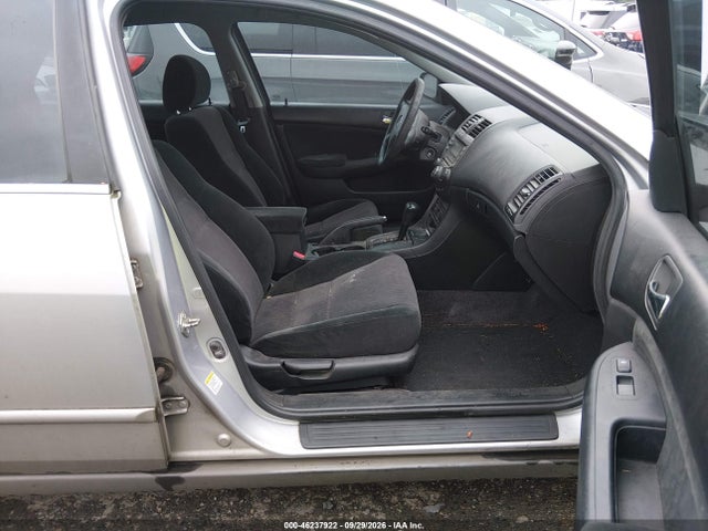 Aukcja sprzedaży 2005 Honda Accord 2.4 Lx, vin: 1HGCM56465L004425, numer aukcji: 46237922
