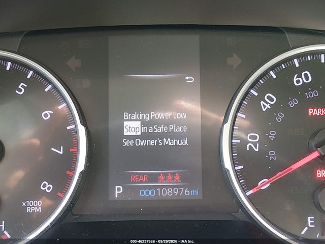Toyota RAV4 LE 2019 2T3K1RFV3KC006825 Image 17