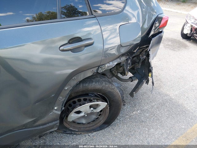 Toyota RAV4 LE 2019 2T3K1RFV3KC006825 Image 12