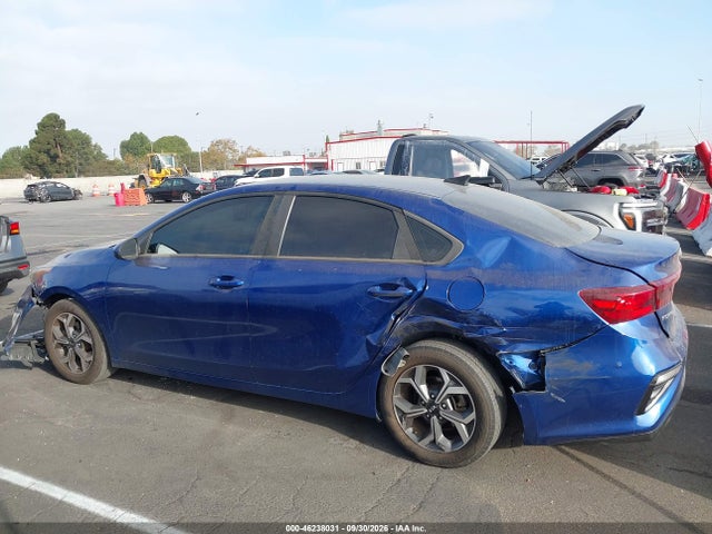 46238031 :رقم المزاد ، 3KPF24AD9LE184086 vin ، 2020 Kia Forte Lxs مزاد بيع