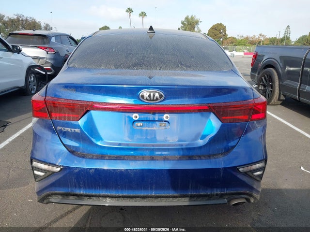46238031 :رقم المزاد ، 3KPF24AD9LE184086 vin ، 2020 Kia Forte Lxs مزاد بيع