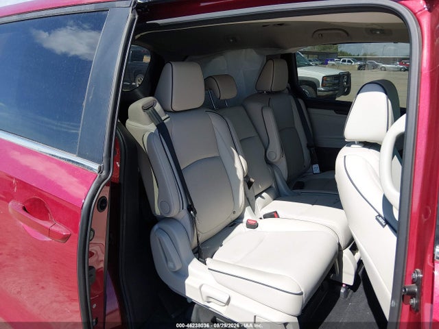 46238036 :رقم المزاد ، 5FNRL6H80SB017557 vin ، 2025 Honda Odyssey Touring مزاد بيع