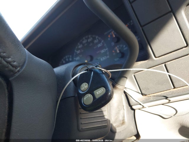 46238099 :رقم المزاد ، 1GNEK13R1XJ571489 vin ، 1999 Chevrolet Tahoe Ls مزاد بيع