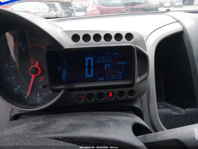 Chevrolet Sonic Lt Auto 2015 1G1JC6SH6F4138086 Image 7