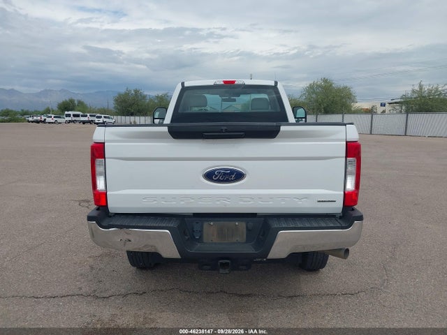 Ford F-350 Xl 2018 1FTRF3B65JEC48709 Image 17