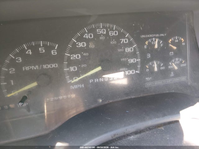 Auction sale of the 1998 Chevrolet C1500 Fleetside, vin: 2GCEC19R3W1104127, lot number: 46238150