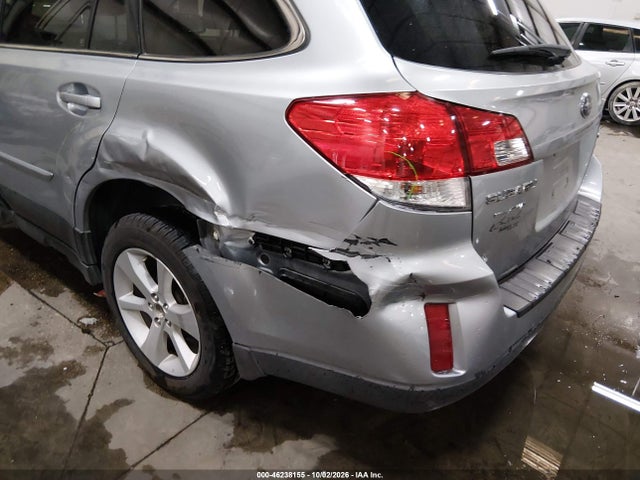 Продаж на аукціоні авто 2013 Subaru Outback 2.5i Limited, vin: 4S4BRBPC1D3205952, номер лоту: 46238155
