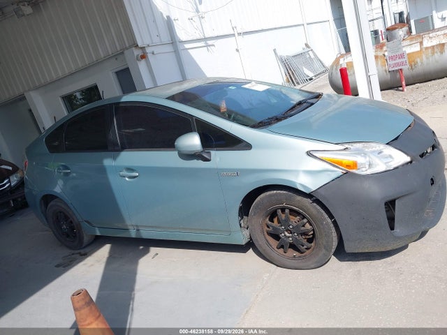 46238158 :رقم المزاد ، JTDKN3DU6D1724686 vin ، 2013 Toyota Prius Two مزاد بيع