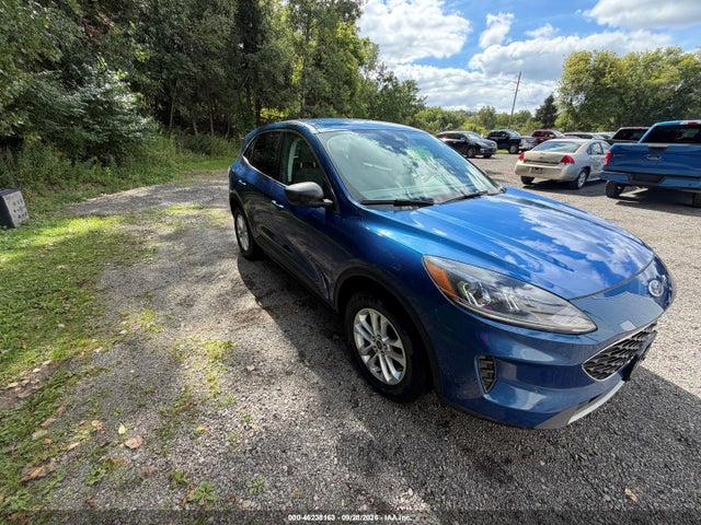 Продажа на аукционе авто 2022 Ford Escape Se, vin: 1FMCU9G68NUB10242, номер лота: 46238163
