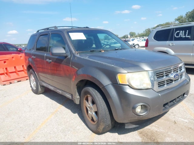 2010 Ford Escape Xlt მანქანა იყიდება აუქციონზე, vin: 1FMCU0D77AKB62119, აუქციონის ნომერი: 46238224
