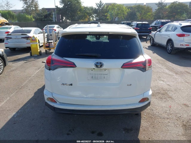 Продаж на аукціоні авто 2018 Toyota Rav4 Le, vin: JTMZFREV2JJ176459, номер лоту: 46238237
