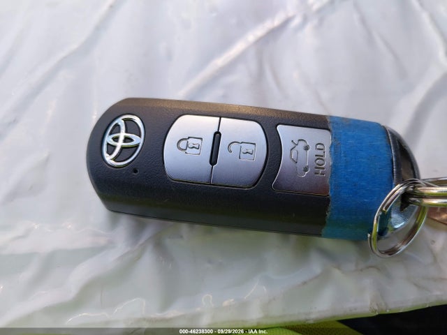 3MYDLBYV7JY304021 Toyota YARIS IA