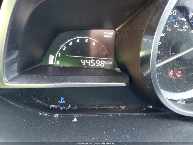 3MYDLBYV7JY304021 Toyota YARIS IA