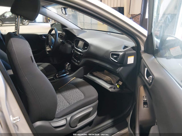 2019 Hyundai Ioniq Hybrid Blue მანქანა იყიდება აუქციონზე, vin: KMHC65LC8KU155921, აუქციონის ნომერი: 46238394