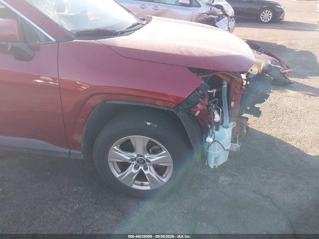 Продажа на аукционе авто 2019 Toyota Rav4 Xle, vin: 2T3W1RFV1KW028919, номер лота: 46238399