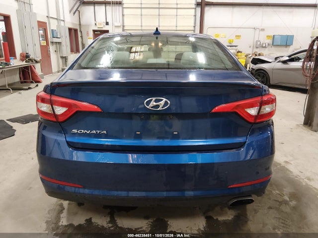 Hyundai SONATA SE 2017 5NPE24AF9HH563525 Image 16