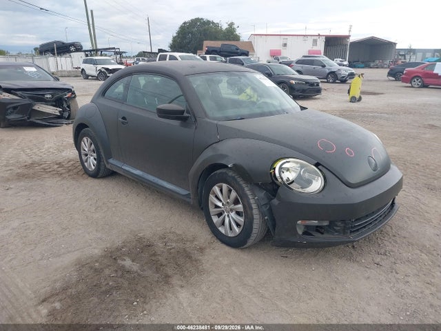 Auction sale of the 2016 Volkswagen Beetle 1.8t Wolfsburg Edition, vin: 3VWF17AT4GM610352, lot number: 46238481
