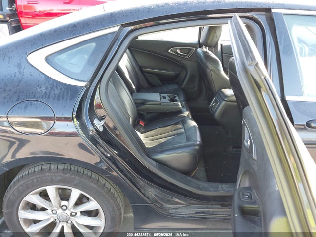Продажа на аукционе авто 2015 Chrysler 200 C, vin: 1C3CCCCB1FN549533, номер лота: 46238574