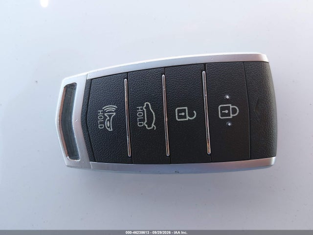 Genesis G80 3.8 2017 KMHGN4JE4HU183209 Image 11