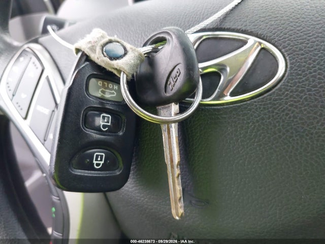 2013 Hyundai Elantra Gls მანქანა იყიდება აუქციონზე, vin: KMHDH4AE2DU927989, აუქციონის ნომერი: 46238673