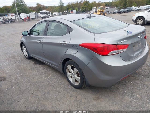 2013 Hyundai Elantra Gls მანქანა იყიდება აუქციონზე, vin: KMHDH4AE2DU927989, აუქციონის ნომერი: 46238673