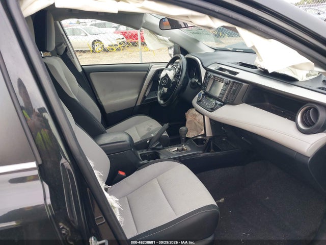 46238681 :رقم المزاد ، JTMRJREVXJD223914 vin ، 2018 Toyota Rav4 Hybrid Xle مزاد بيع