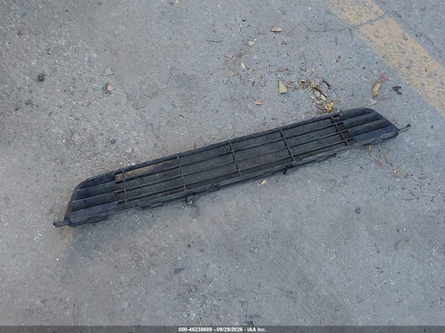 46238689 :رقم المزاد ، 1NXBU40E49Z018387 vin ، 2009 Toyota Corolla Le مزاد بيع