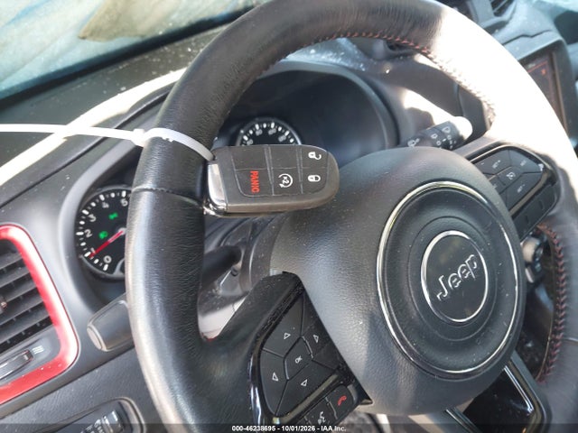 2022 Jeep Renegade Trailhawk 4x4 მანქანა იყიდება აუქციონზე, vin: ZACNJDC14NPN68975, აუქციონის ნომერი: 46238695