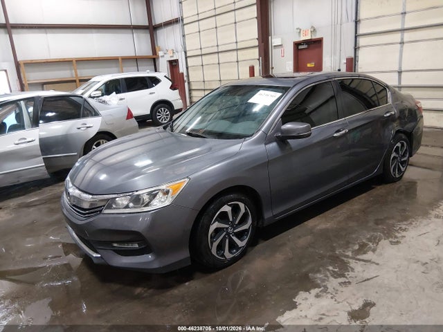 46238705 :رقم المزاد ، 1HGCR2F09GA036846 vin ، 2016 Honda Accord Ex مزاد بيع