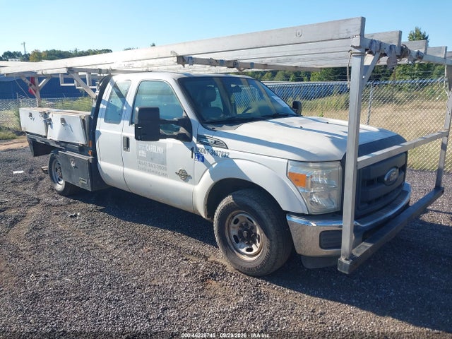 46238745 :رقم المزاد ، 1FT7X2AT7FEC07947 vin ، 2015 Ford F-250 Xl مزاد بيع