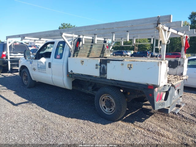 46238745 :رقم المزاد ، 1FT7X2AT7FEC07947 vin ، 2015 Ford F-250 Xl مزاد بيع