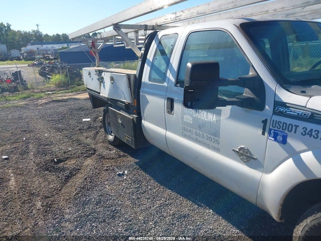 46238745 :رقم المزاد ، 1FT7X2AT7FEC07947 vin ، 2015 Ford F-250 Xl مزاد بيع