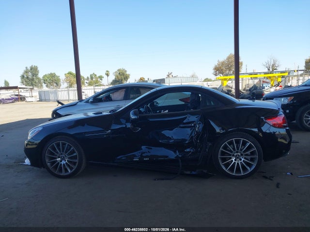 2018 Mercedes-benz Slc 300 მანქანა იყიდება აუქციონზე, vin: WDDPK3JA8JF151061, აუქციონის ნომერი: 46238802