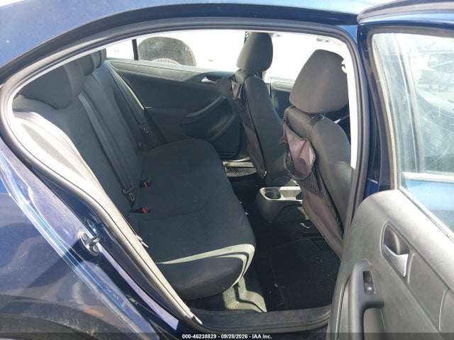 Продаж на аукціоні авто 2012 Volkswagen Jetta 2.0l S, vin: 3VW2K7AJ6CM395674, номер лоту: 46238829
