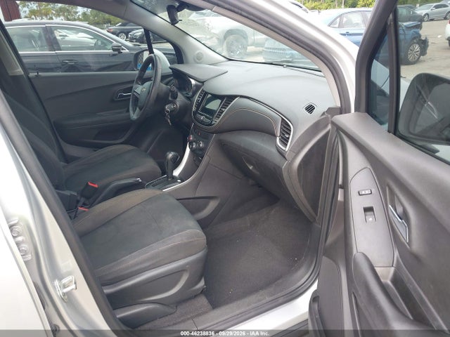 Продаж на аукціоні авто 2018 Chevrolet Trax Ls, vin: 3GNCJKSBXJL214543, номер лоту: 46238836