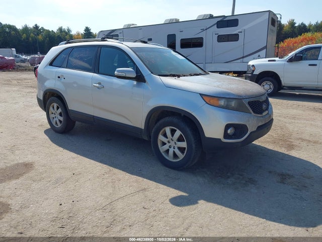 Auction sale of the 2011 Kia Sorento Lx, vin: 5XYKT3A1XBG184885, lot number: 46238900
