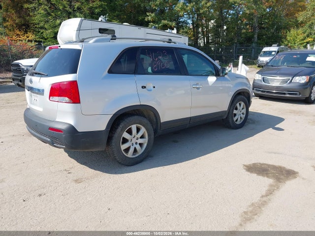Продажа на аукционе авто 2011 Kia Sorento Lx, vin: 5XYKT3A1XBG184885, номер лота: 46238900
