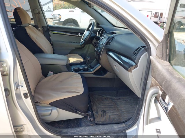 Продажа на аукционе авто 2011 Kia Sorento Lx, vin: 5XYKT3A1XBG184885, номер лота: 46238900