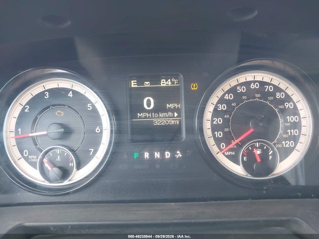 Aukcja sprzedaży 2018 Ram 1500 Tradesman  4x4 5'7 Box, vin: 1C6RR7KG3JS300533, numer aukcji: 46238944